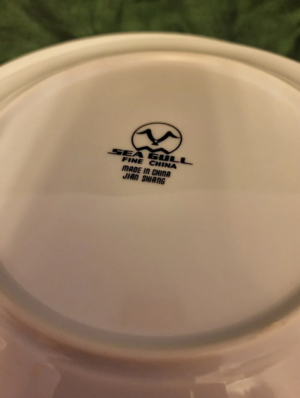 Seagull Fine Porcelain Set Of 8 White Christmas Tree Dinner Plates